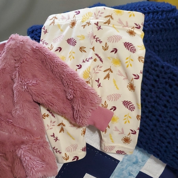 Tahari sweater and pant set - Picture 3 of 5